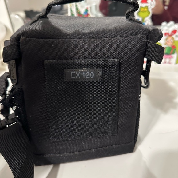 Camera Bag - Picture 4 of 5